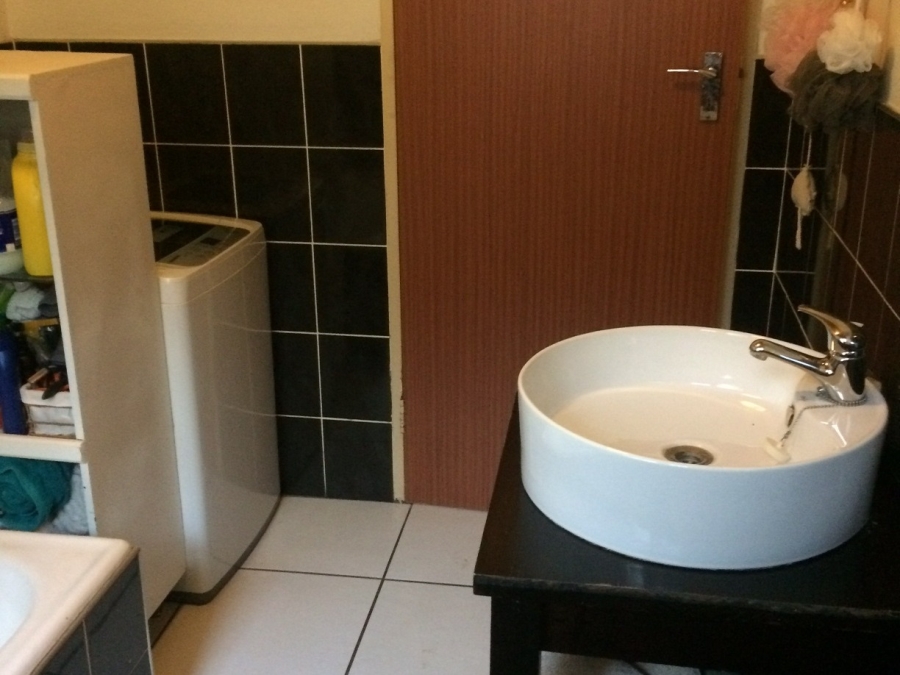 To Let 2 Bedroom Property for Rent in Potchefstroom North West